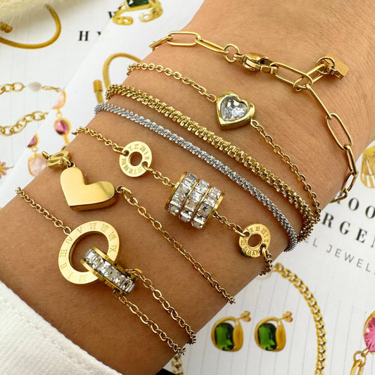 SZÍV KARKÖTŐ, 18K ARANYOZOTT NEMESACÉL