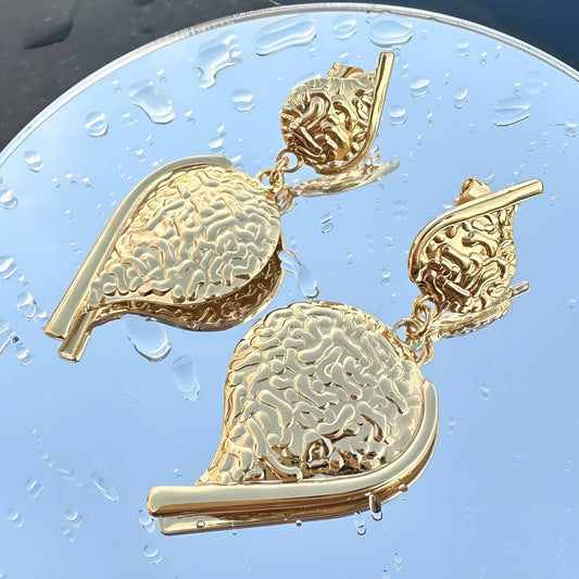 FÜLBEVALÓ, 18K  ARANYOZOTT NEMESACÉL