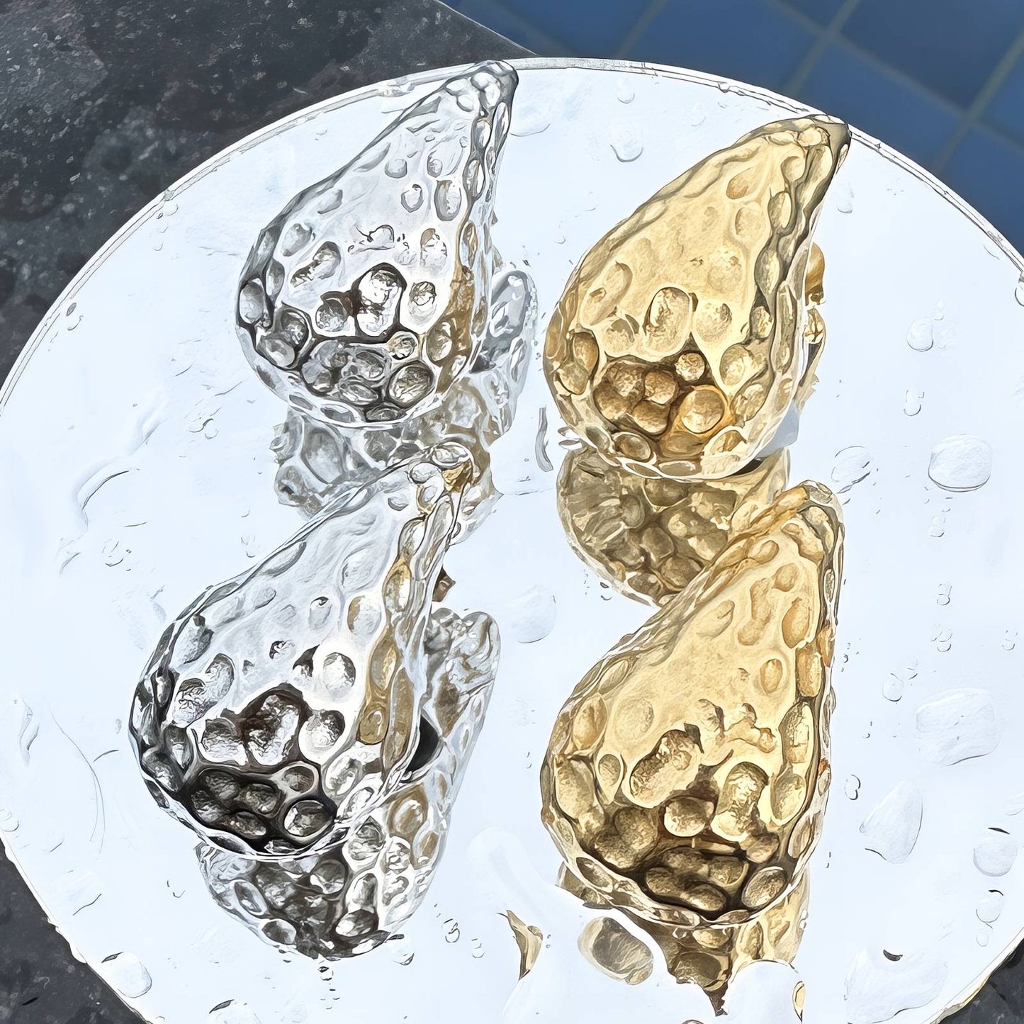 KÖNNYCSEPPS FÜLBEVALÓ, 18K  ARANYOZOTT NEMESACÉL