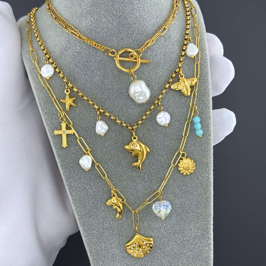 DELFIN NYAKLÁNC, 18K  ARANYOZOTT NEMESACÉL