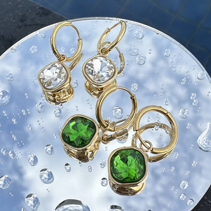 FÜLBEVALÓ, 18K  ARANYOZOTT NEMESACÉL