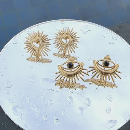 SZÍVEK FÜLBEVALÓ, 18K  ARANYOZOTT NEMESACÉL